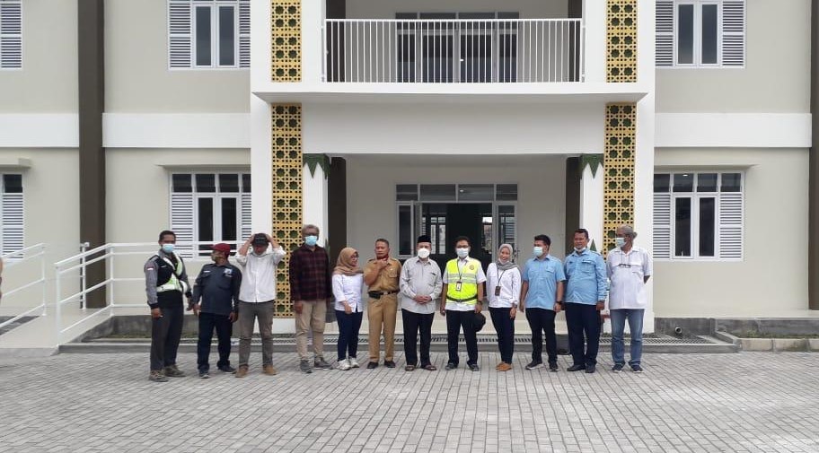 pelaksana+dan+pengguna+foto+bersama