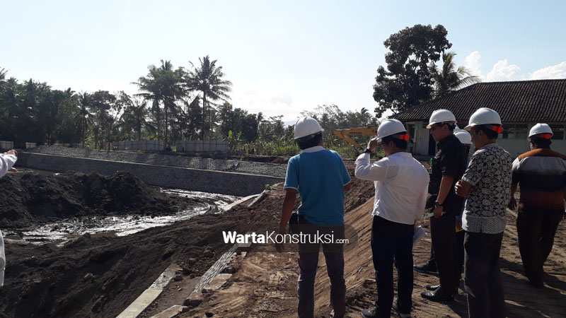 Tim+TP4D+Kejati+DIY+meninjau+proyek+embung+Mororejo